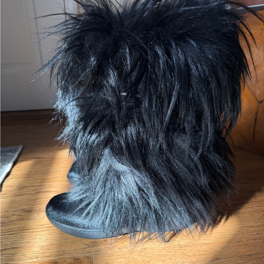Pajar Black Faux Fur Winter Boots